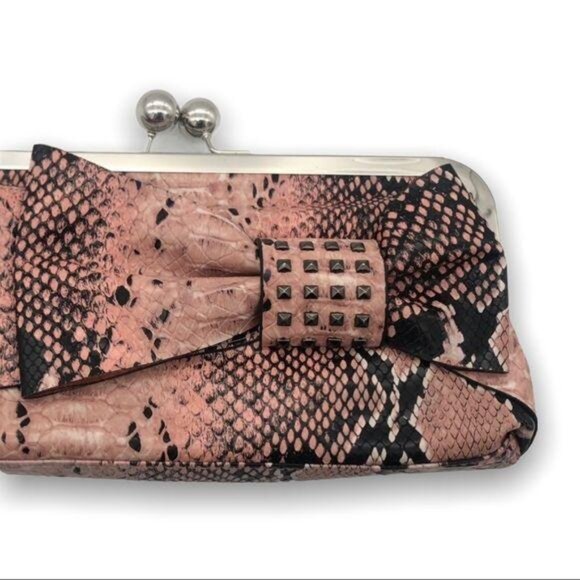 Embossed Snakeskin Faux Leather Clutch Set Pink Card Holder Key Fob Set of 3 - Picture 7 of 13